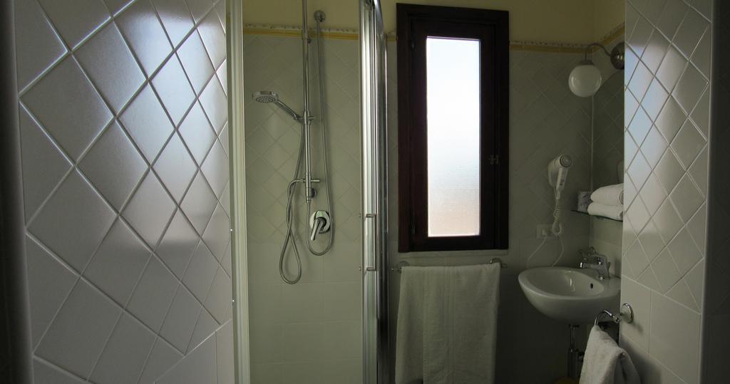 Hotel Santa Rosalia Марина-ді-Камерота Номер фото
